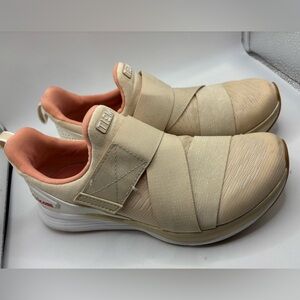 TIEM Womens Beige Cross Strap Slip On Training Shoes Size 7.5 Athleisure
